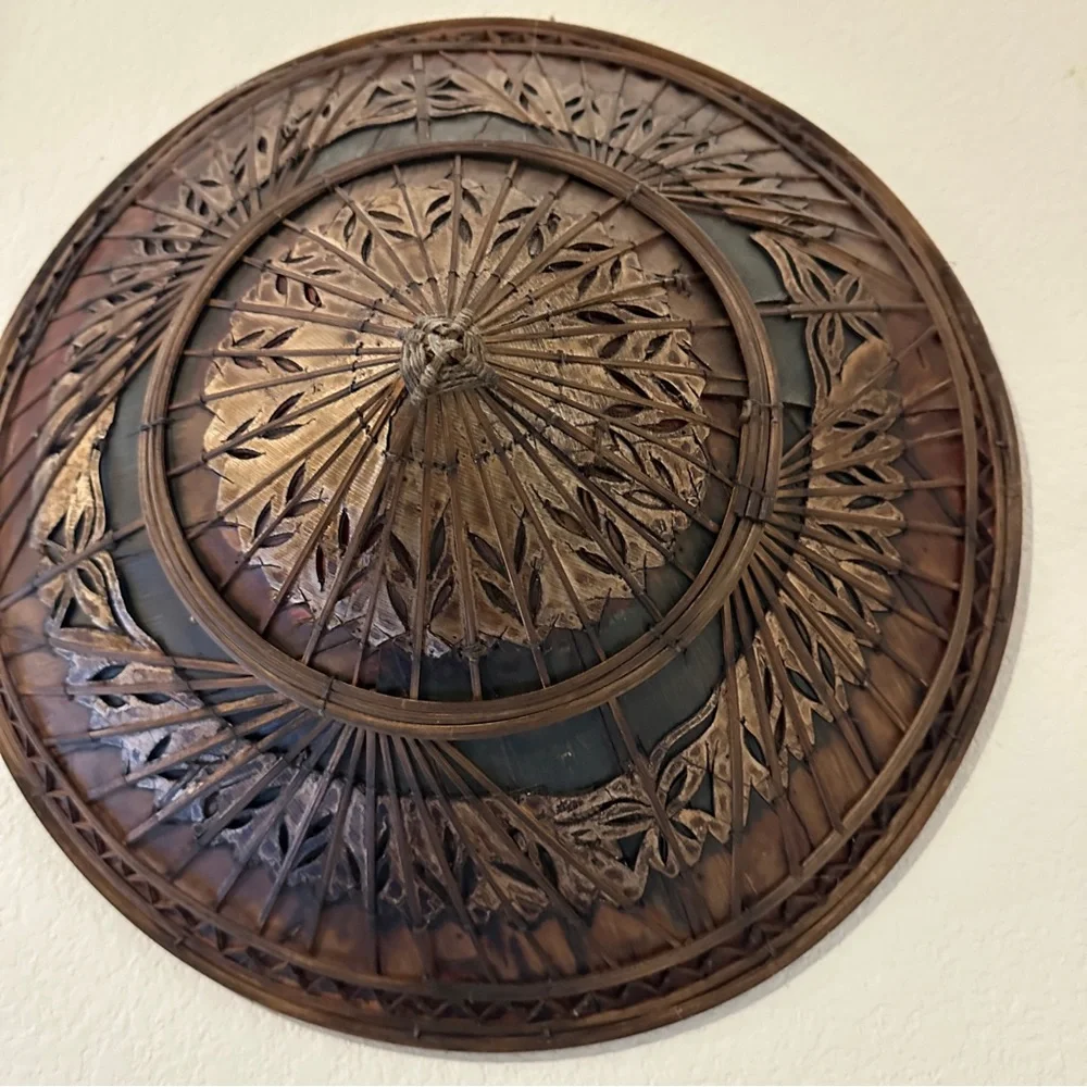 ANTIQUE Decorative Asian Conical‎ Hat (nón lá in Vietnam)